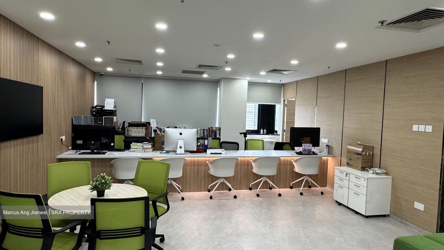 Chinatown Point (D1), Office #530217571